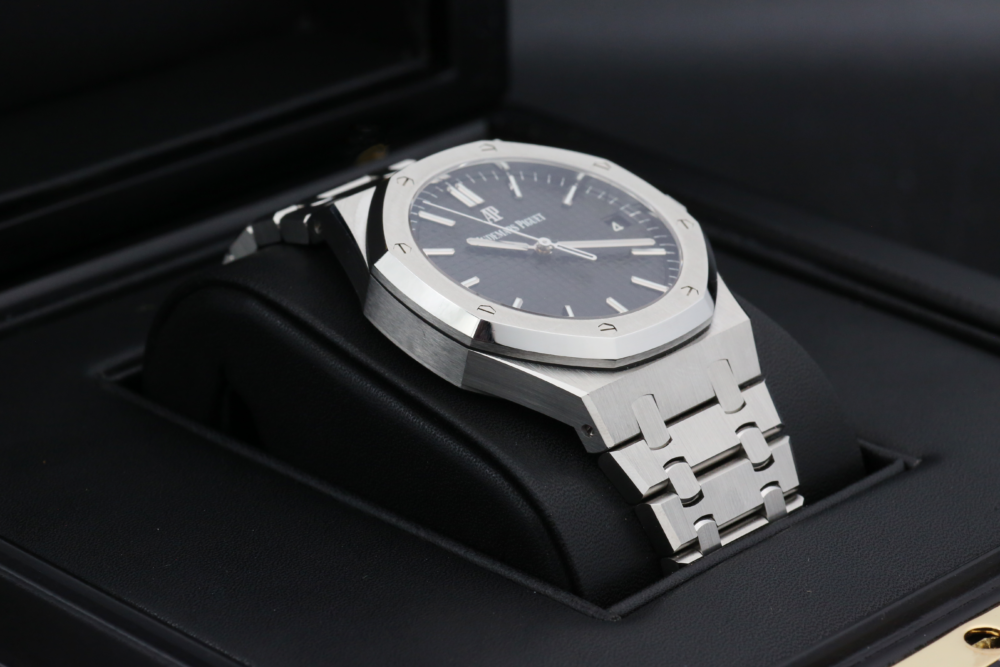Audemars Piguet Royal Oak 15500ST 2022 Black Dial - Image 5