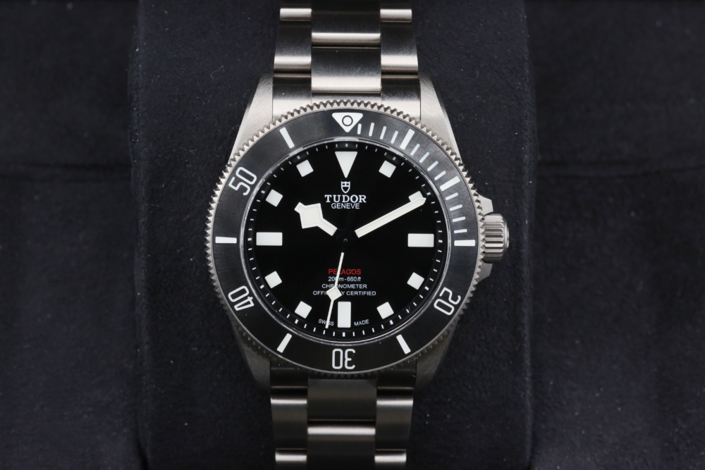 Tudor 25407N