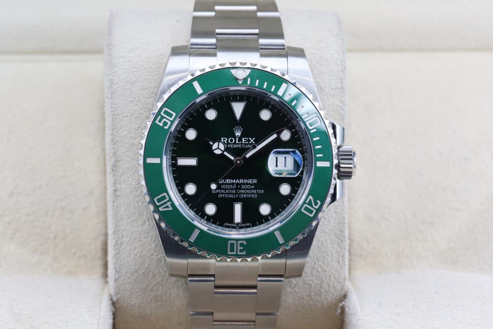Rolex 116610LV Green SUBMARINER  40mm 2017 HULK