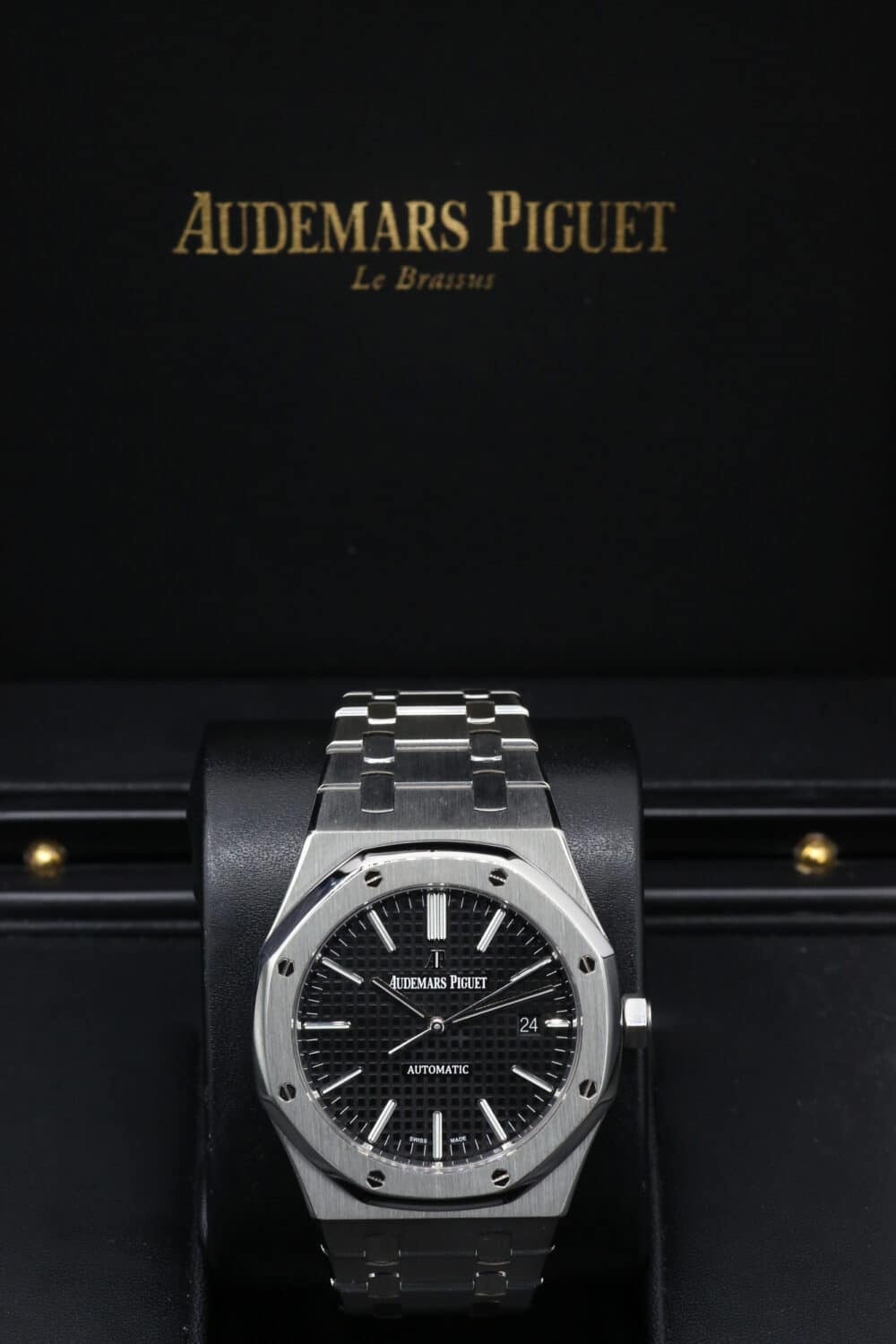 Audemars Piguet 15400ST.OO.1220ST.01 Black ROYAL OAK  41mm - Image 2