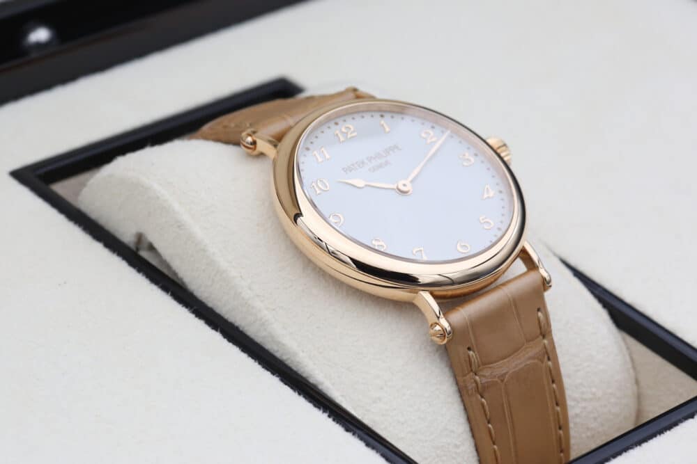 Patek Philippe 7200R-001 White CALATRAVA 34.6mm 2023 - Image 6