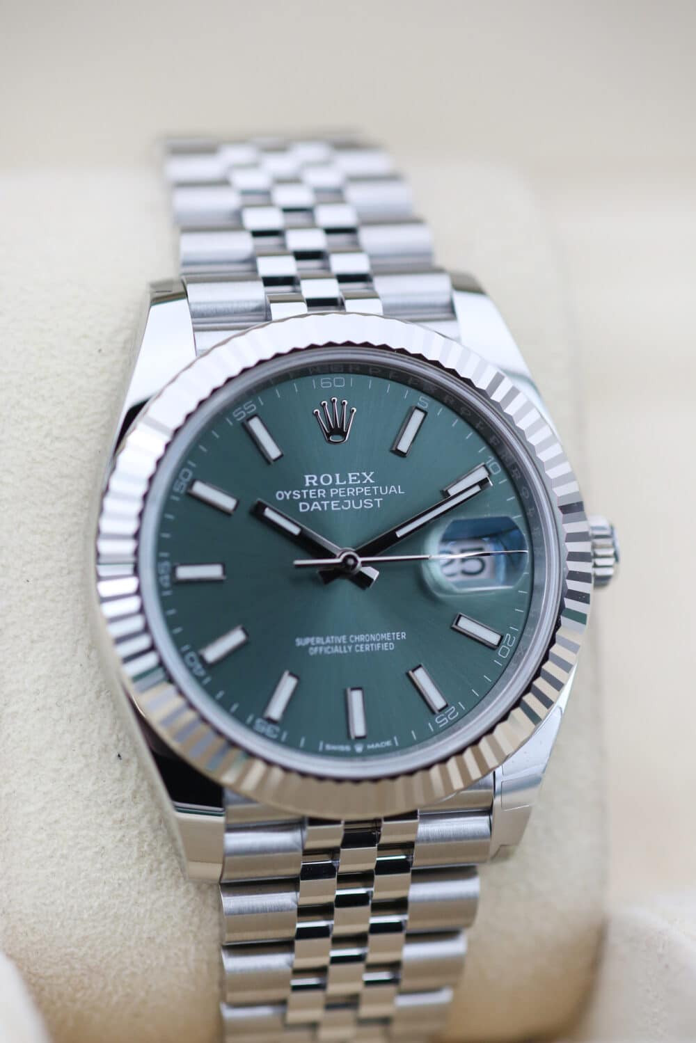 Rolex 126334 Mint DATEJUST  41mm 2022 - Image 2