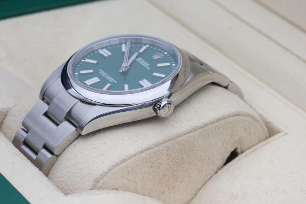 Rolex 124300 Green OYSTER PERPETUAL 41mm 2023 - Image 7