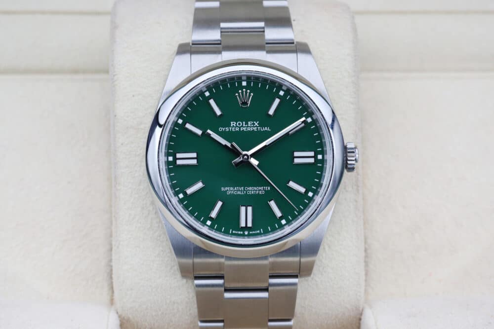 Rolex 124300 Green OYSTER PERPETUAL 41mm 2023