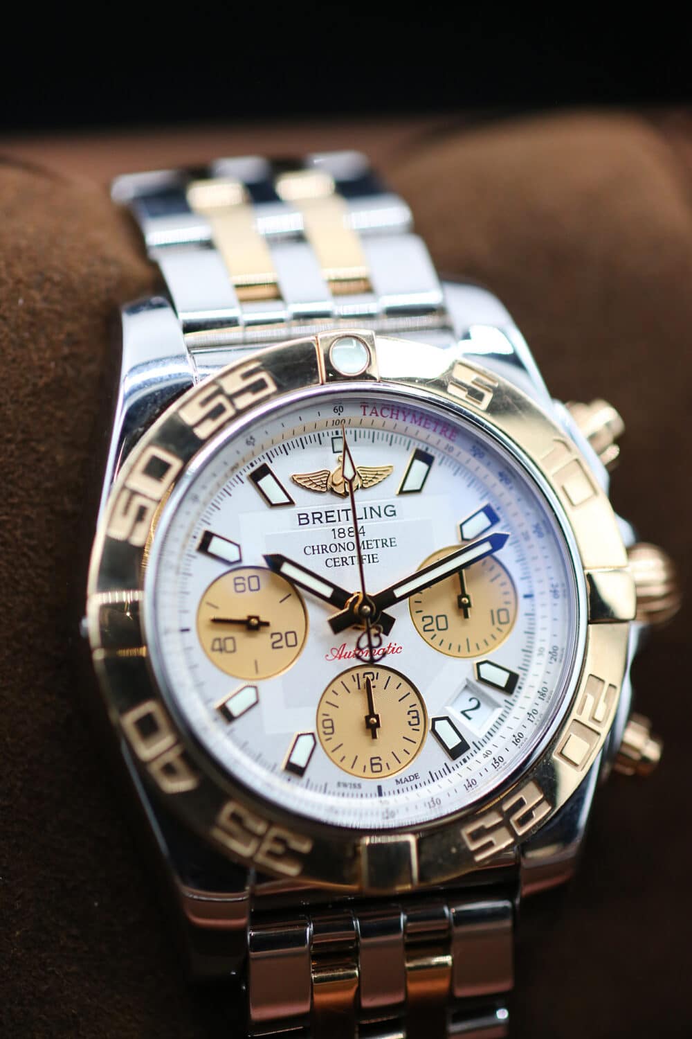 Breitling CB014012/G713 White Chronograph CHRONOMAT 41mm - Image 3