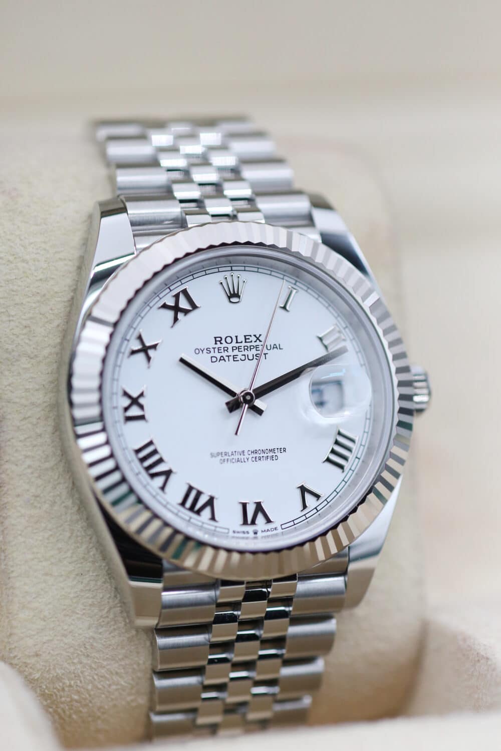 Rolex Datejust White Roman 126334 41mm 2024 - Image 2