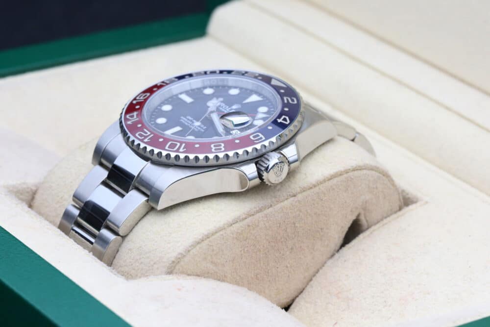 Rolex GMT-Master II Black 126710 BLRO 40mm 2021 Pepsi - Image 5
