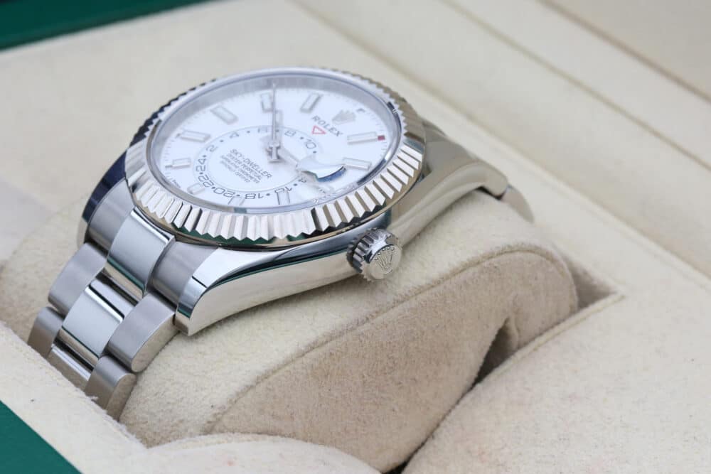 Rolex 326934 White SKYDWELLER  42mm 2023 - Image 5