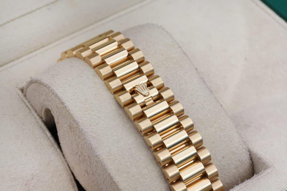 Rolex 228238 Onix Baguette DAY-DATE 40mm 2023 - Image 8