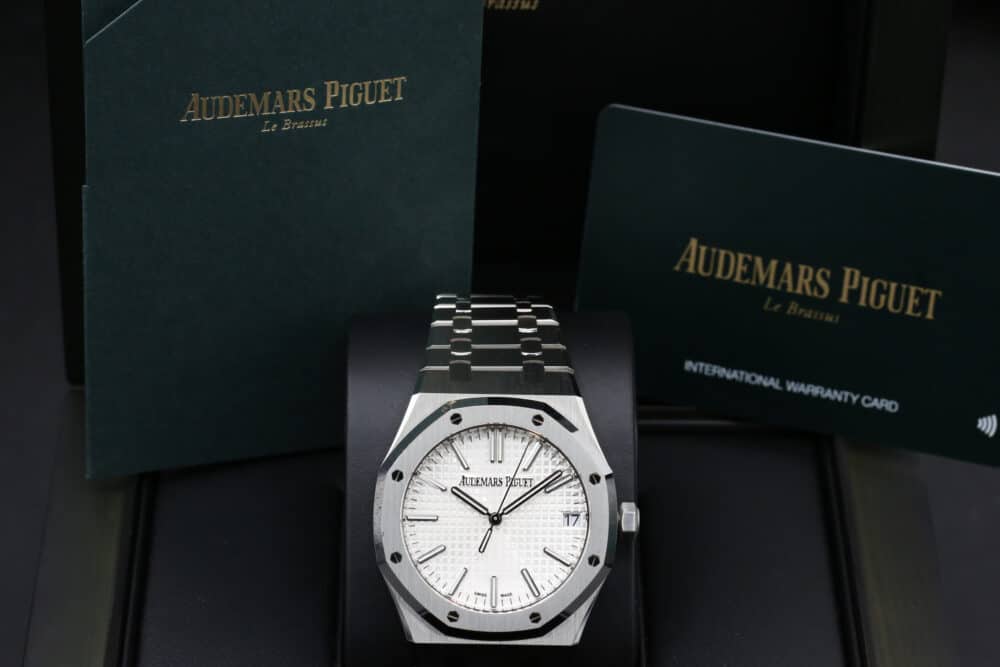 Audemars Piguet 15510ST.OO.1320ST.03 White ROYAL OAK 41mm 2023 - Image 5