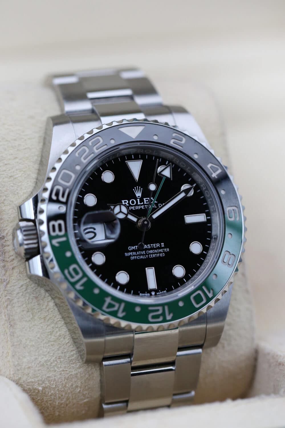 Rolex 126720VTNR Black GMT-MASTER II 40mm 2022 - Image 2