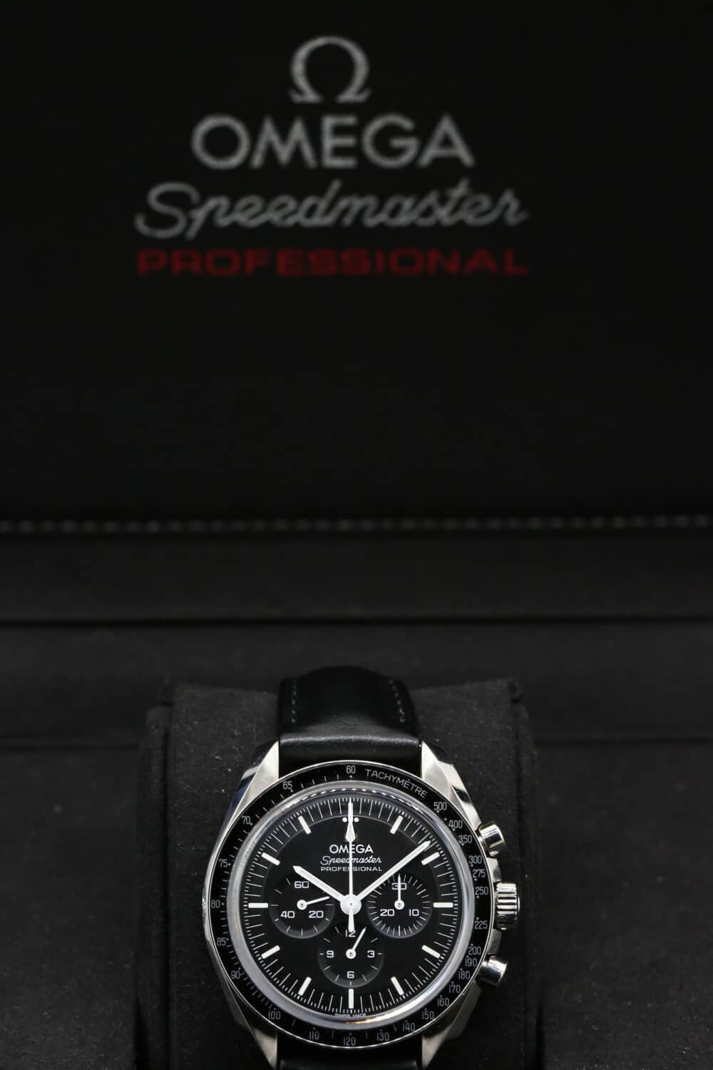 Omega 31032425001002 Black Chronograph SPEEDMASTER PROFESSIONAL 42mm 2023 - Image 3
