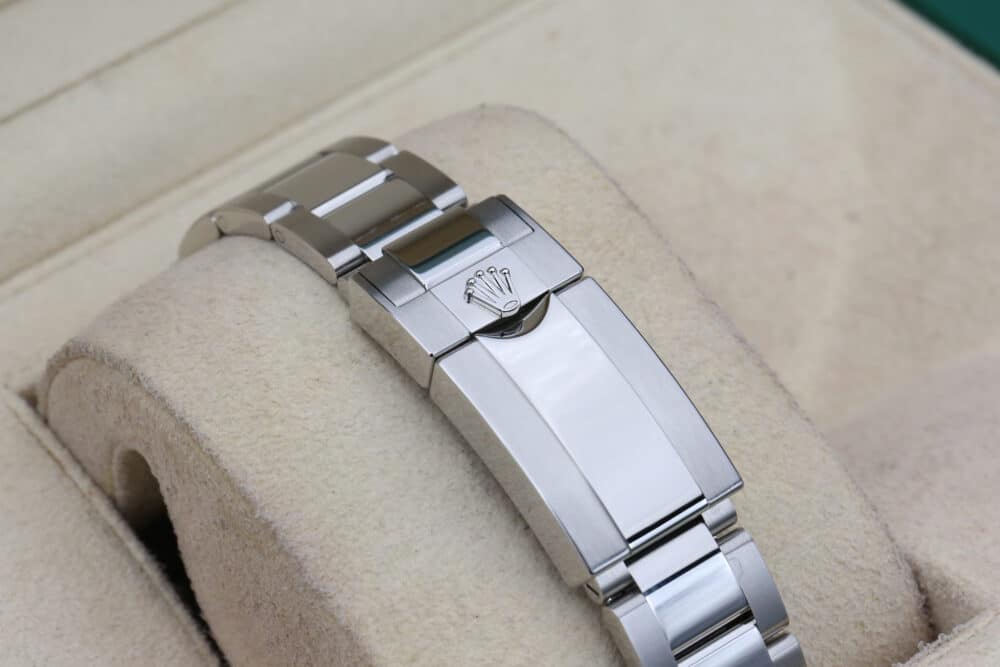 Rolex 126500LN White DAYTONA 40mm 2024 - Image 7