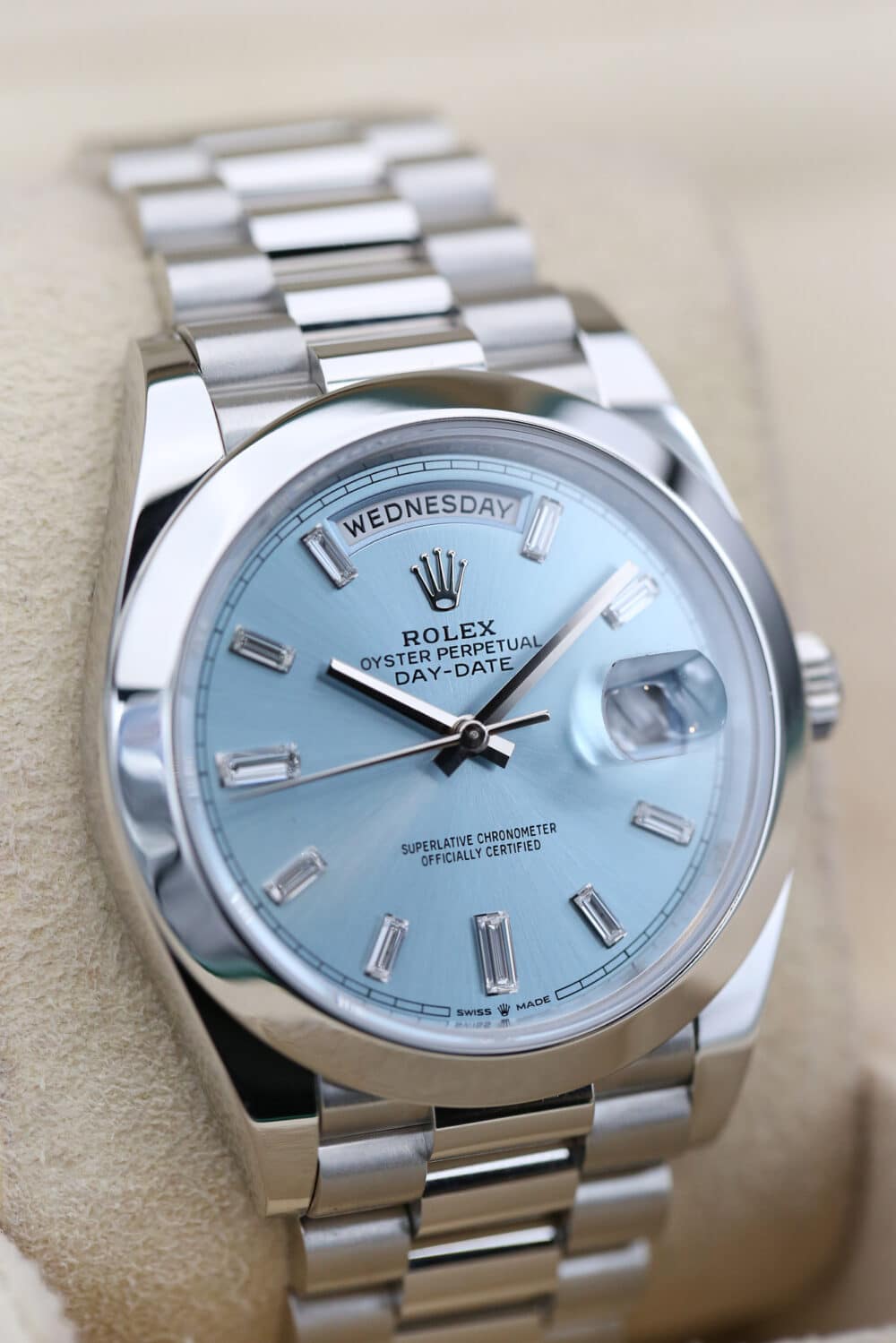 Rolex 228206 Ice Blue Baguette DAY-DATE 40mm 2022 - Image 2