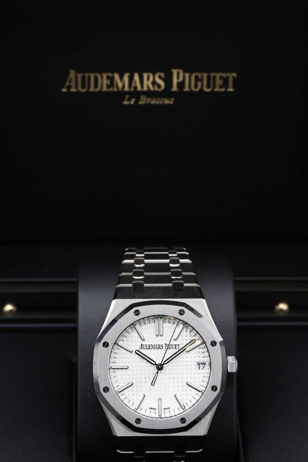 Audemars Piguet 15510ST.OO.1320ST.03 White ROYAL OAK 41mm 2023 - Image 3