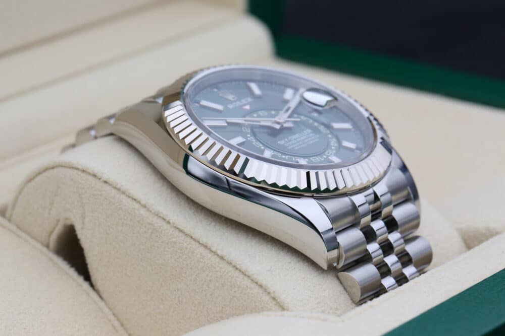 Rolex 336934 Green SKY-DWELLER 42mm 2024 - Image 6