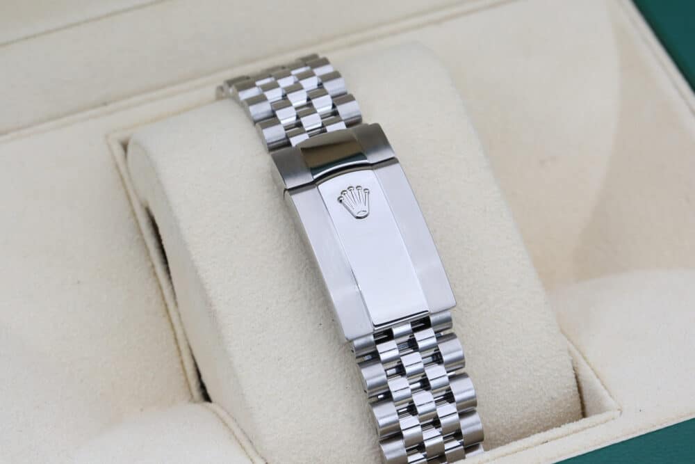 Rolex 126334 Blue DATEJUST  41mm 2024 - Image 8