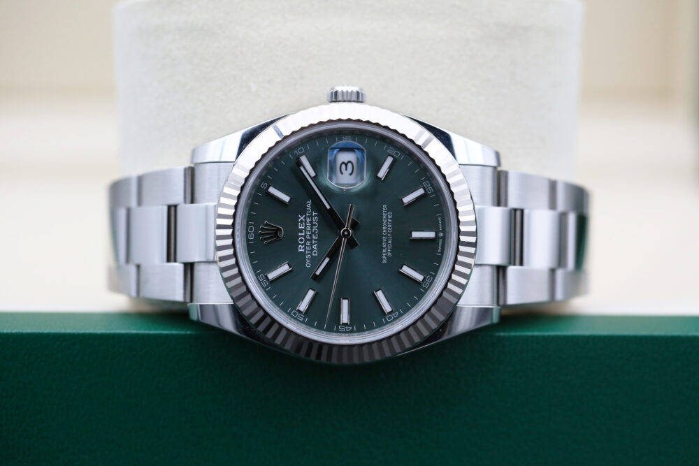 Rolex 126334 Mint Green DATEJUST 41mm 2024 - Image 3
