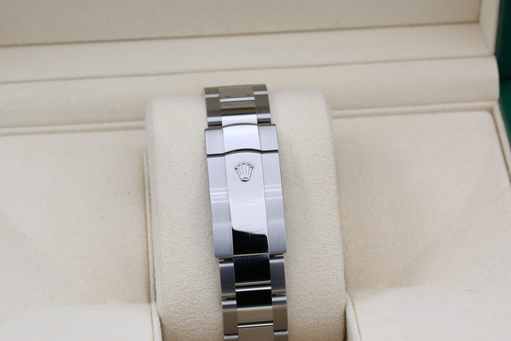 Rolex 336934 Green SKY-DWELLER 42mm 2024 - Image 8