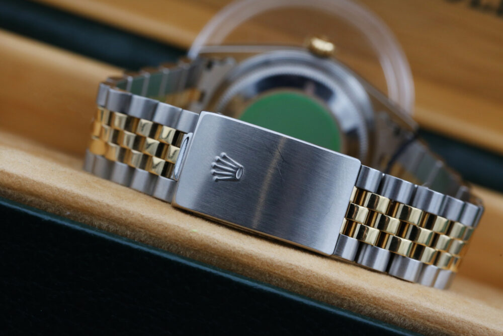 Rolex 16233 Champagne DATEJUST 36mm 1998 Custom Onyx Dial - Image 8