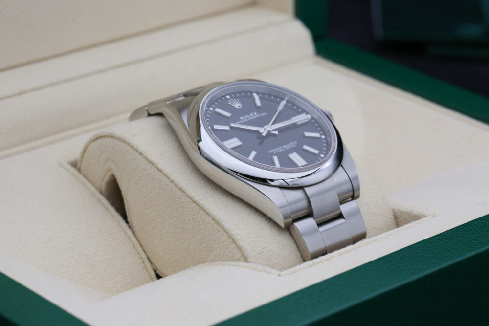 Rolex 124300 Black OYSTER PERPETUAL 41mm 2021 - Image 7