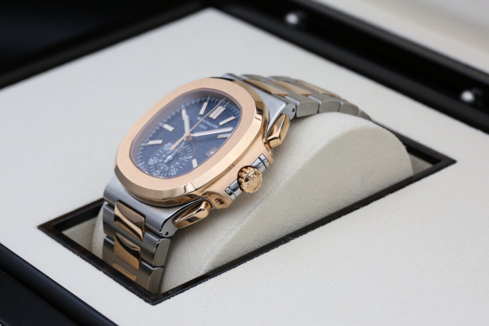 Patek Philippe 5980/1AR-001 Blue NAUTILUS  41mm 2019 - Image 6