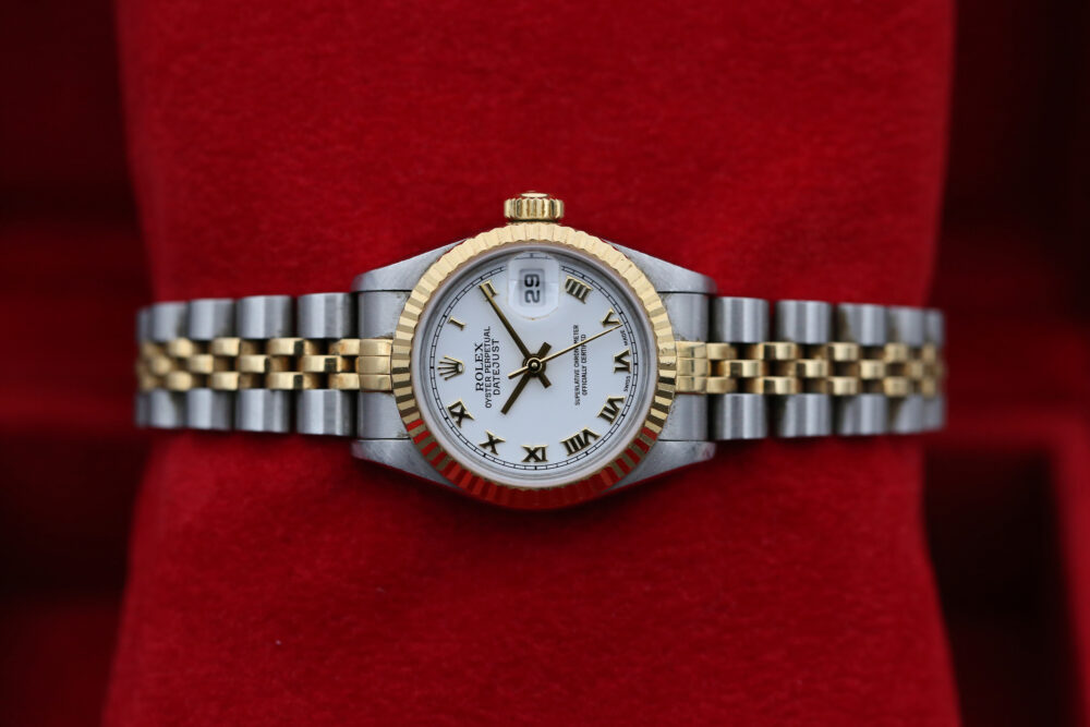 Rolex 69173 White Roman DATEJUST 26mm 1994 - Image 3