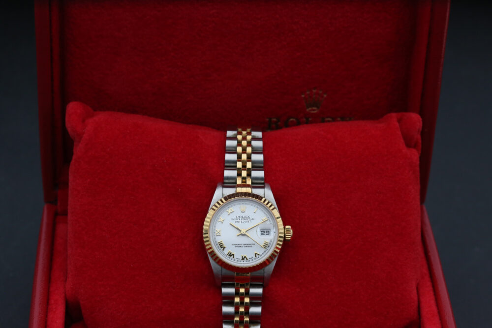 Rolex 69173 White Roman DATEJUST 26mm 1994 - Image 4